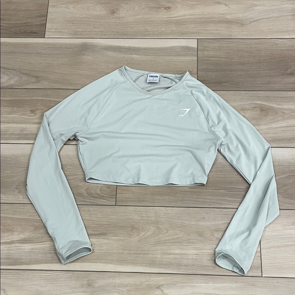 Women's Long Sleeve Crop Top - Light mint green